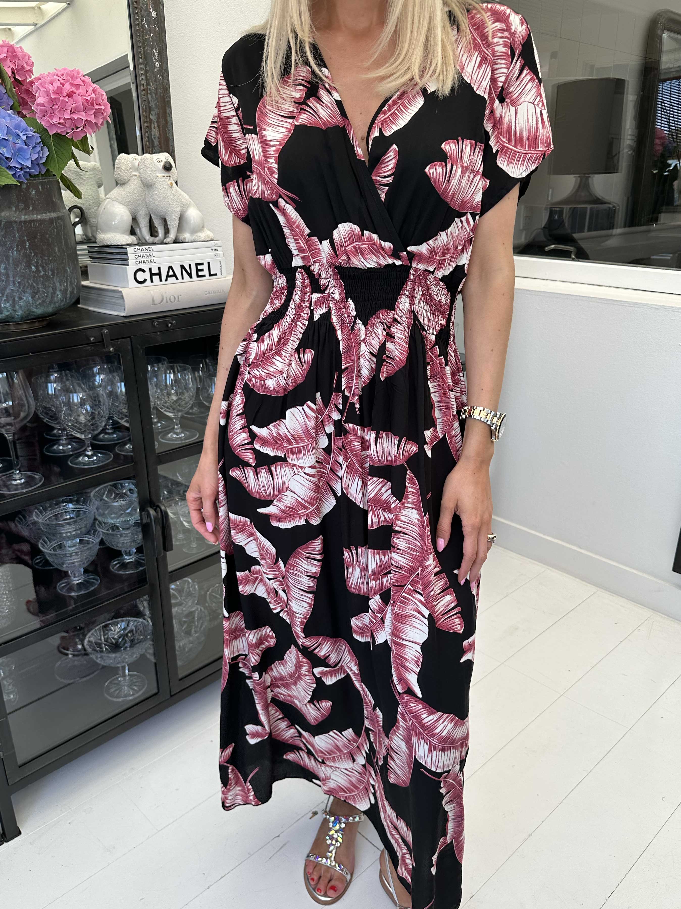 Misha leaf - Sød lang blomstret kjole med smock